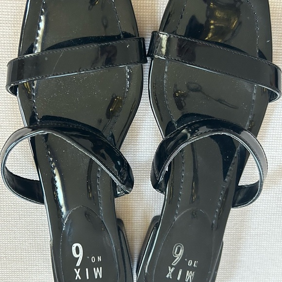 Mix No. 6 Shoes - Mix No. 6 Glossy Black Sandals Sz 7.5